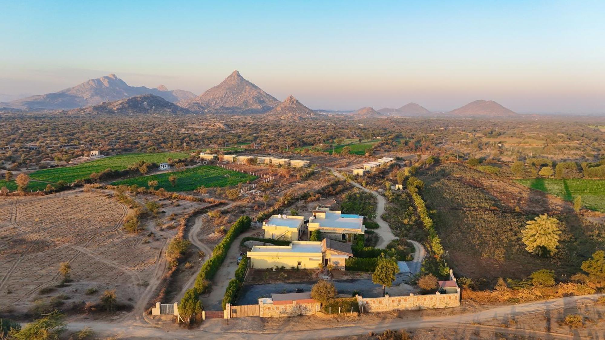Kurja Jawai Hotel Bisalpur Luaran gambar