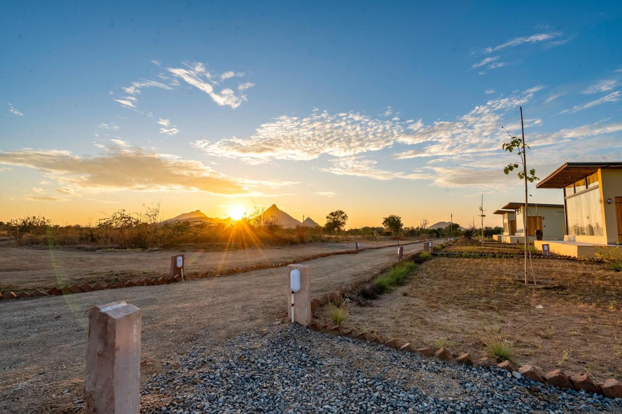 Kurja Jawai Hotel Bisalpur Luaran gambar